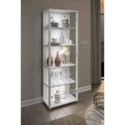 Vitrine Exhibit -Reflet Maison 1000176600 190612 11031700016 MOOD GALLERYIMAGES P000000001000176600 mood