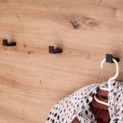 Porte-manteau Mureal Coulogne 12 Porte-manteau Mureal Coulogne -Reflet Maison 1000184629 190827 14260300006 DETAILS P000000001000184629