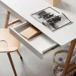 Bureau Nilos -Reflet Maison 1000214323 200609 07302800027 MOOD DETAILS P000000001000214323 mood