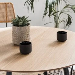 Table Towe -Reflet Maison 1000270015 220829 023 MOOD DETAILS P000000001000270015 mood