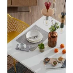 Table Karmi II -Reflet Maison 1000276548 210629 15001500093 MOOD DETAILS P000000001000276548 mood