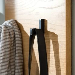 Porte-manteau Mural Nozza -Reflet Maison 1000318837 230303 032 DETAILS P000000001000318837