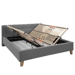 Lit Capitonné Woodlake I 32 Lit Capitonné Woodlake I -Reflet Maison 1000325132 220217 030 DETAILS P000000001000325132