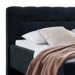 Lit Capitonné Woodlake II 37 Lit Capitonné Woodlake II -Reflet Maison 1000325137 220217 080 DETAILS P000000001000325137