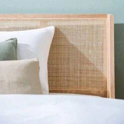 Lit TAYLOR -Reflet Maison 1000345581 230419 082 DETAILS P000000001000345581