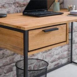 Bureau Haxby -Reflet Maison 1000372667 230808 040 DETAILS P000000001000372667