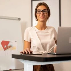 Pied De Bureau Réglable En Hauteur -Reflet Maison 3f1a790ee45a4d558291afb98809c134