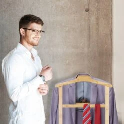 Valet De Chambre à Roulettes -Reflet Maison 7a79c376b1cc41be854d41fd2b4b3de4