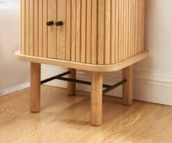 Table De Chevet 2 Portes En Bois Clair -Reflet Maison 8f2f15d72d4444639dc168ee983bbb2e